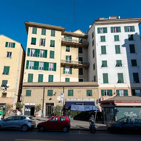 Апартаменты Precious House Porto Antico - Happy Генуя